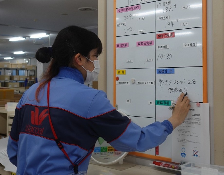 2025_入社半年_①.jpg